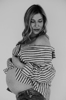Larisa:: Maternity