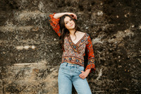 Elli:: Senior